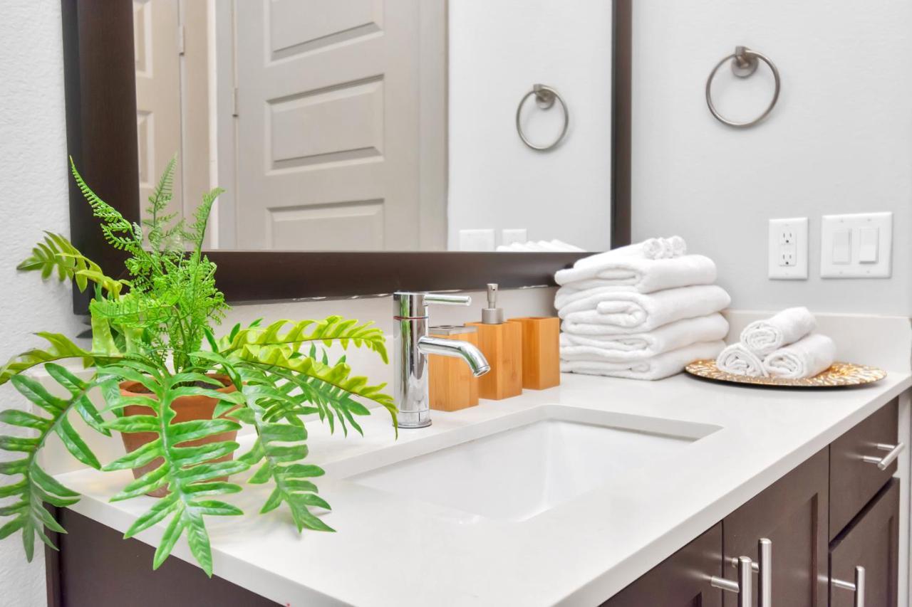 Downtown Hou 1Br Rental Car Available!! Pool Wifi Houston Exteriör bild